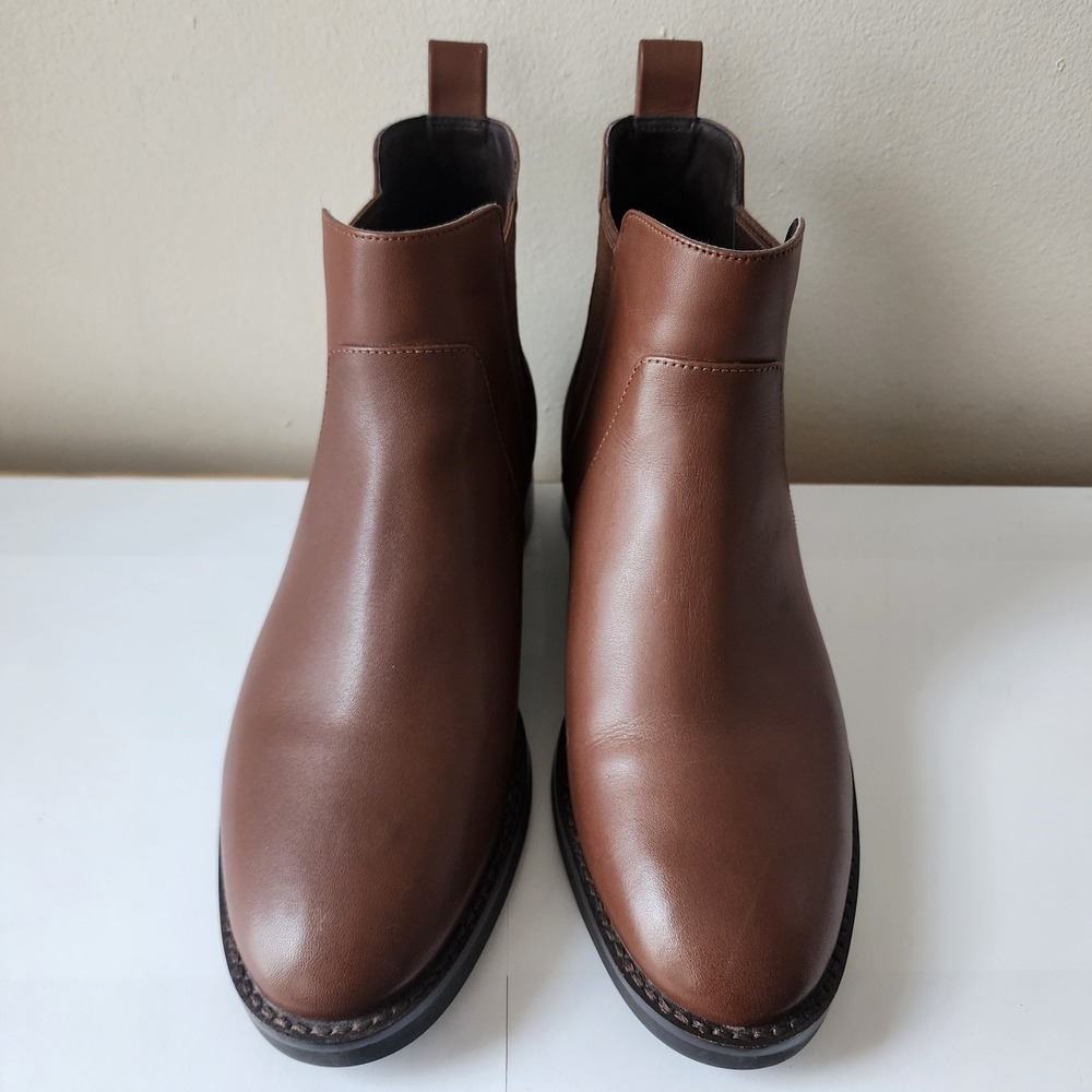 Cole Haan Iconic Nora Ankle Boots Size 7 Brown Classic Minimalist Timeless Brown